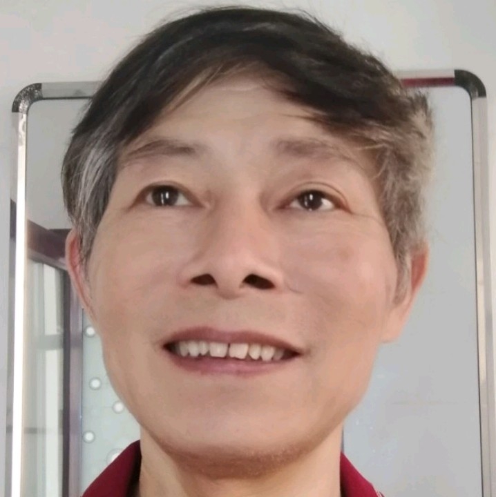 唐衡的第一张照片--深圳相亲服务中心