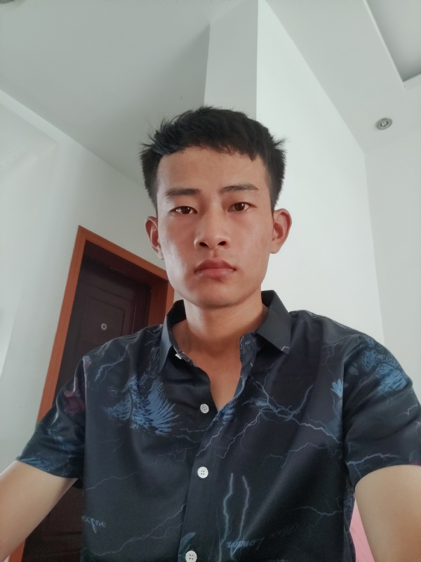 彳亍的第一张照片--深圳相亲服务中心
