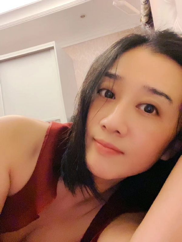 HongYu的第一张照片--深圳相亲服务中心