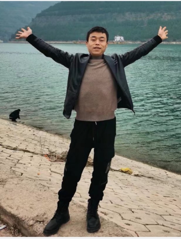 寂寞的风的第二张照片--深圳相亲服务中心