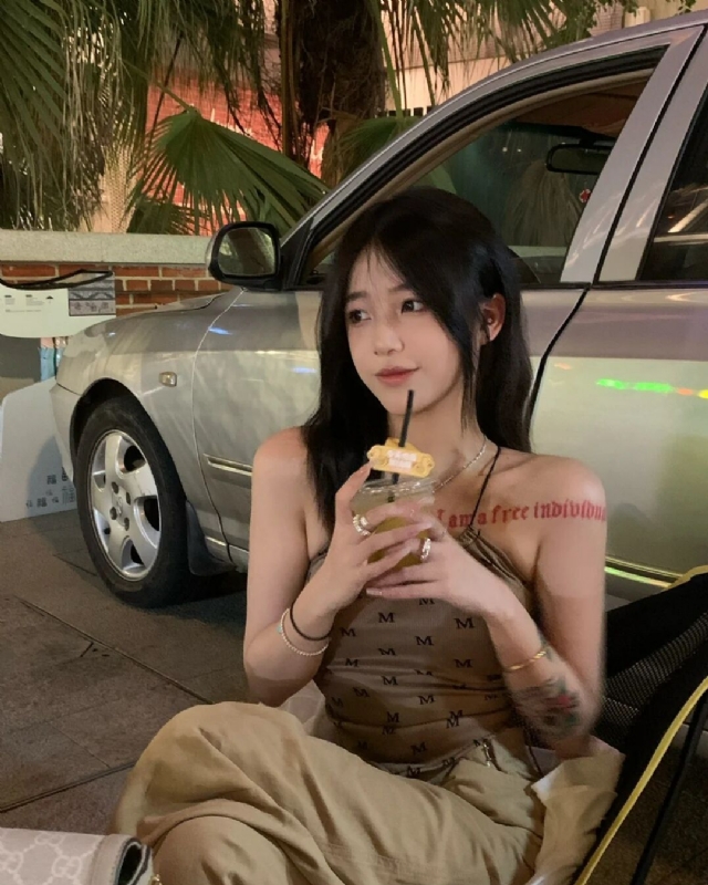 娜娜的第一张照片--深圳相亲服务中心