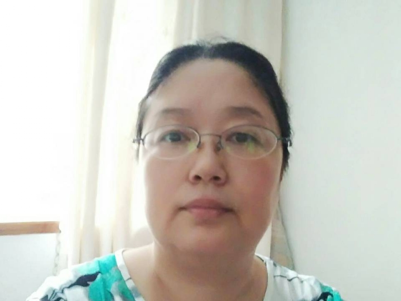 雨中漫步的第二张照片--深圳相亲服务中心