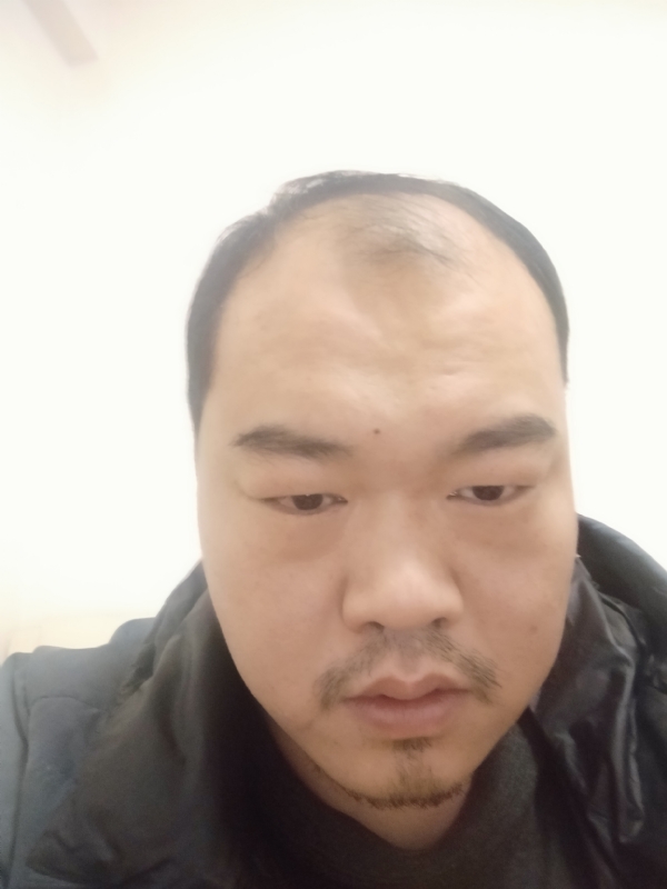 海阔天空的第一张照片--深圳相亲服务中心