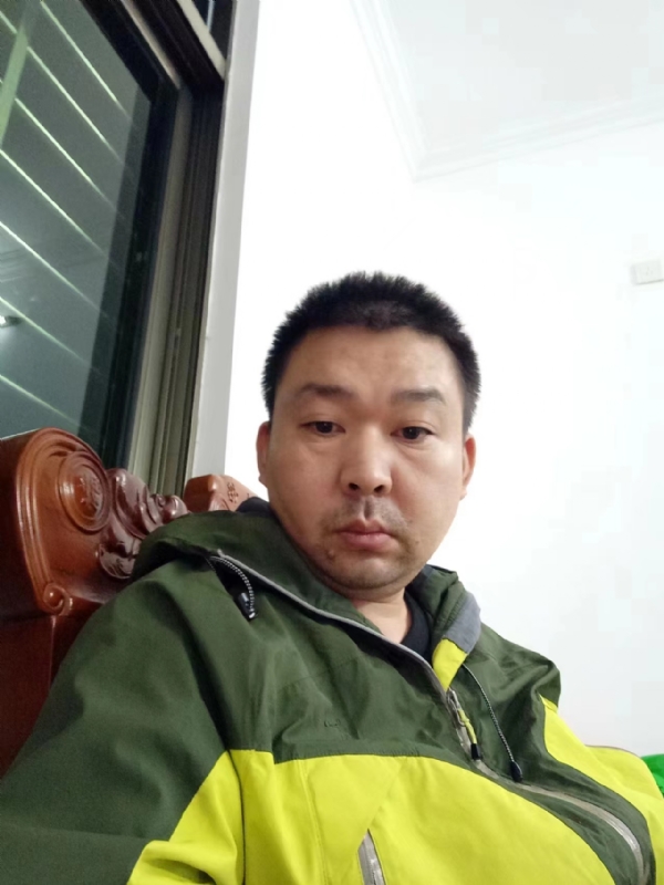 阿汤的第一张照片--深圳相亲服务中心