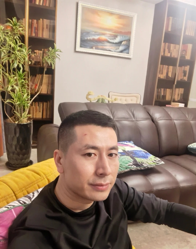 Gs的第二张照片--深圳相亲服务中心