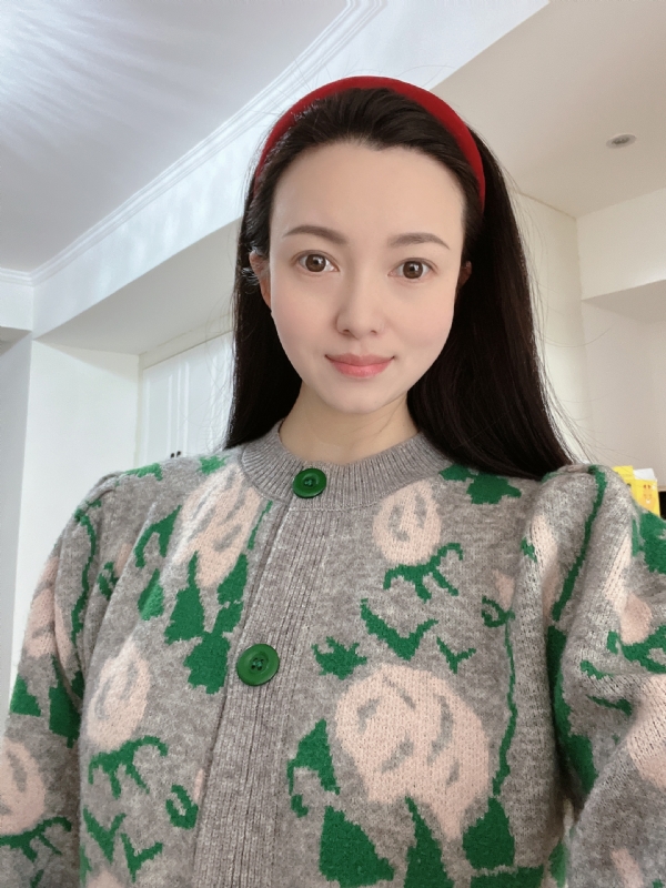 冬儿的第一张照片--深圳相亲服务中心
