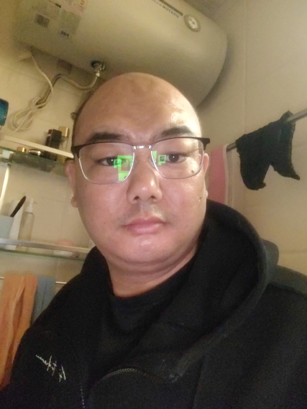 小胖子的第一张照片--深圳相亲服务中心