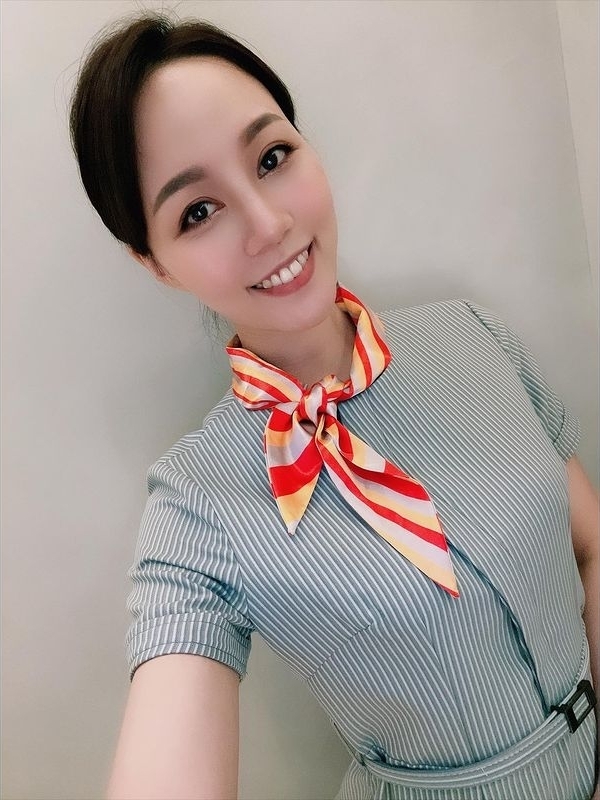 微微的第一张照片--深圳相亲服务中心