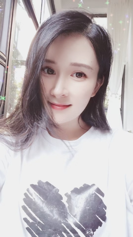 晨曦的第二张照片--深圳相亲服务中心