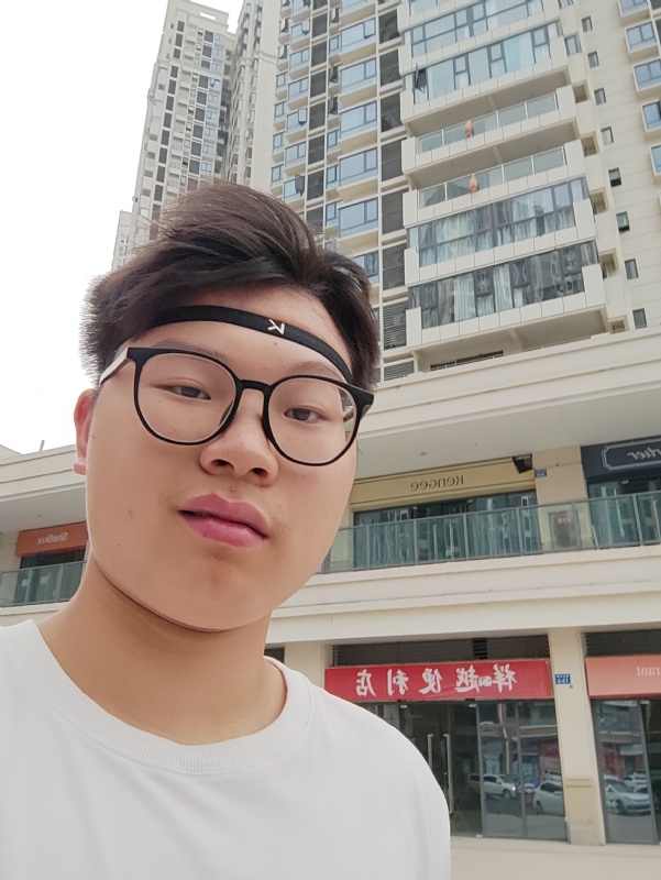 童言无忌的第一张照片--深圳相亲服务中心