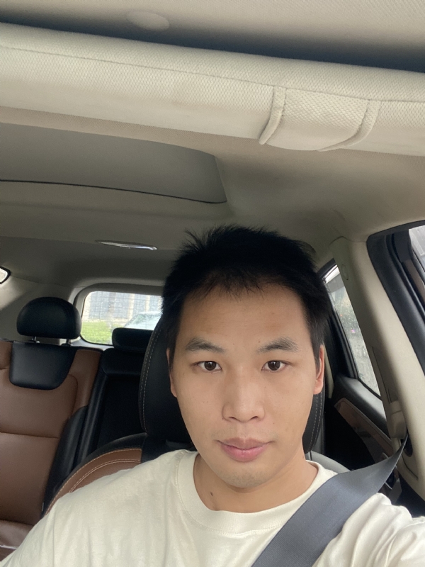 我兜兜里有糖的第二张照片--深圳相亲服务中心