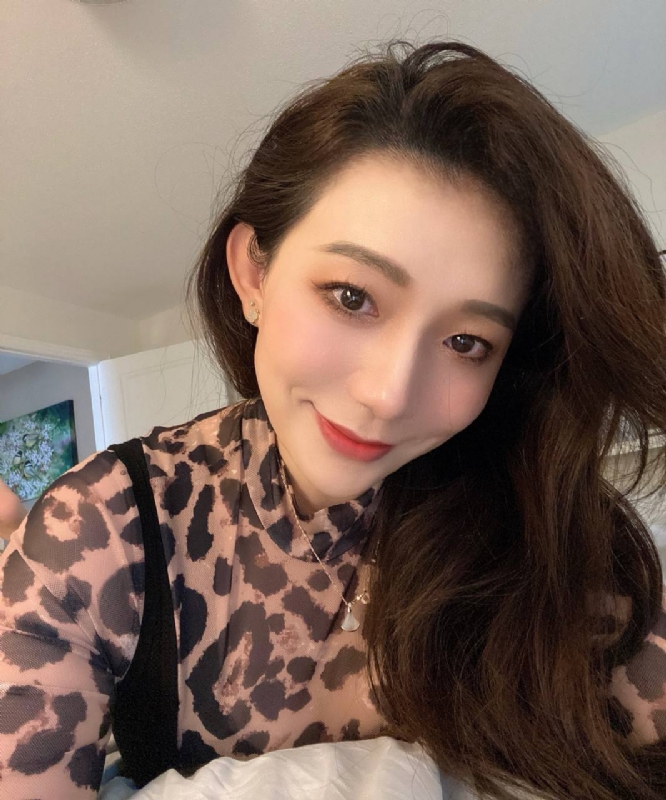 过去的第一张照片--深圳相亲服务中心