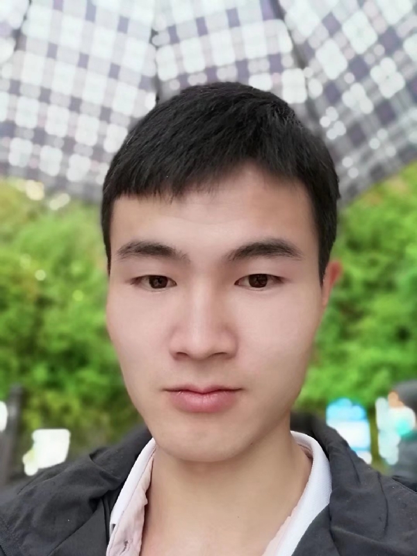 阳光男孩的第六张照片--深圳相亲服务中心