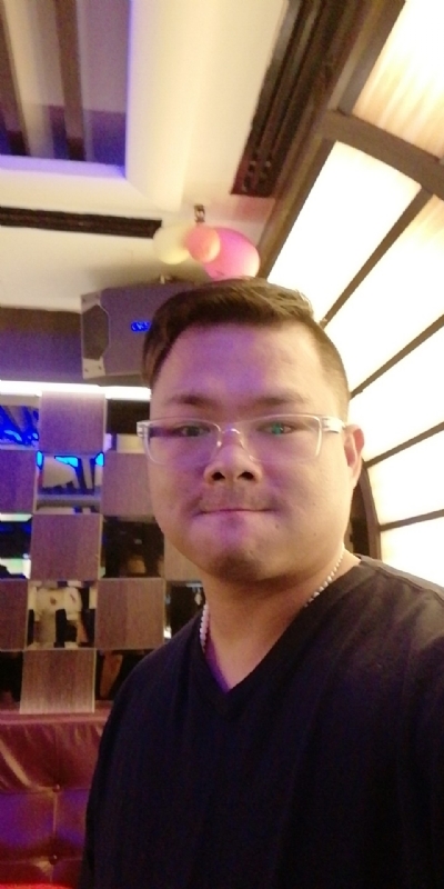 单名一个伟的第一张照片--深圳相亲服务中心