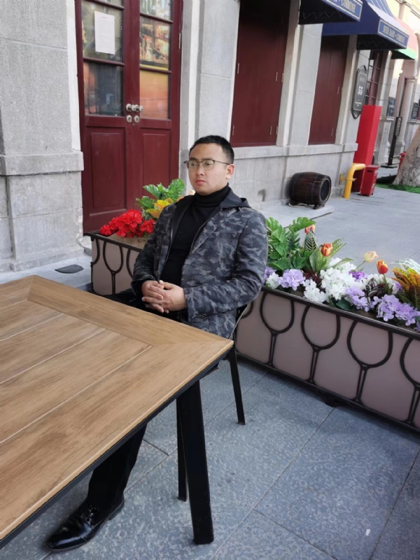 小独的第一张照片--深圳相亲服务中心