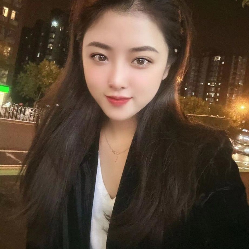 爱笑的女孩的第三张照片--深圳相亲服务中心