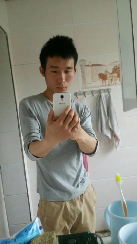 蔚蓝天空的第一张照片--深圳相亲服务中心
