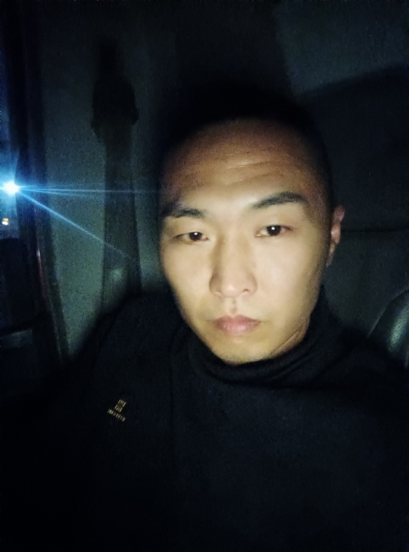 小小李的第一张照片--深圳相亲服务中心