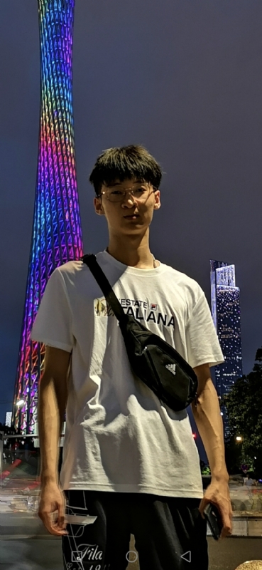 小张的第一张照片--深圳相亲服务中心