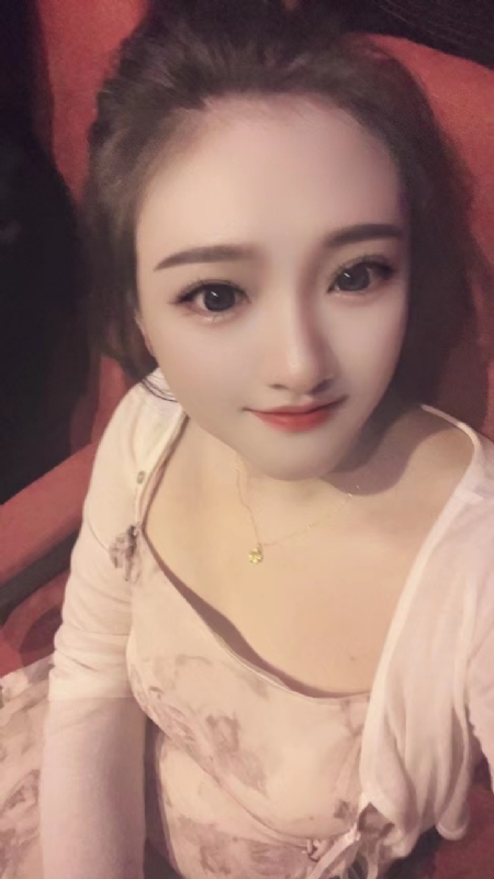 不倾城的第二张照片--深圳相亲服务中心