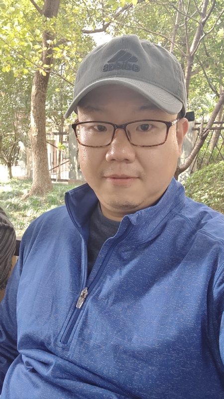 卡卡虎的第一张照片--深圳相亲服务中心