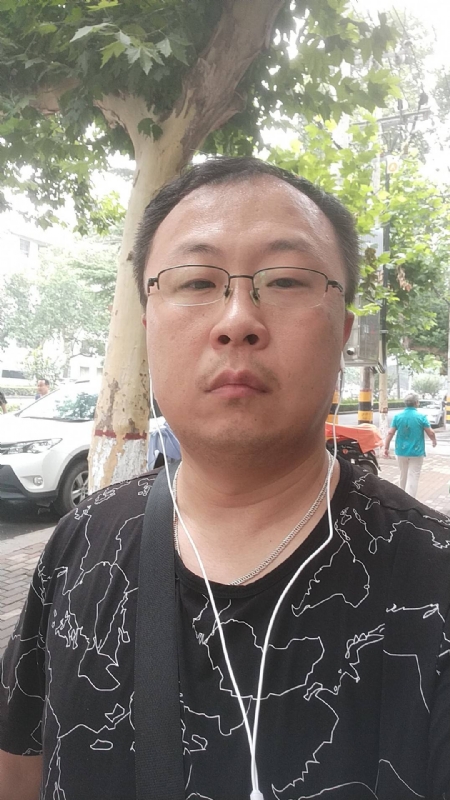 飘逸的星辰的第一张照片--深圳相亲服务中心