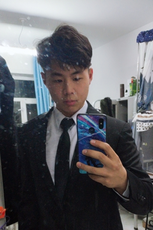 景湛的第一张照片--深圳相亲服务中心