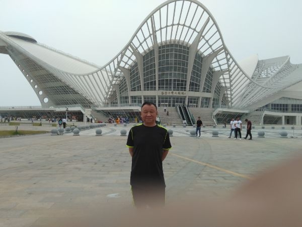 珍惜你我的第一张照片--深圳相亲服务中心