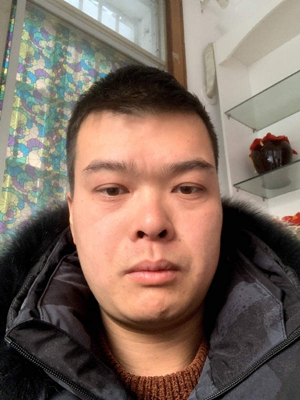 从新在来的第一张照片--深圳相亲服务中心