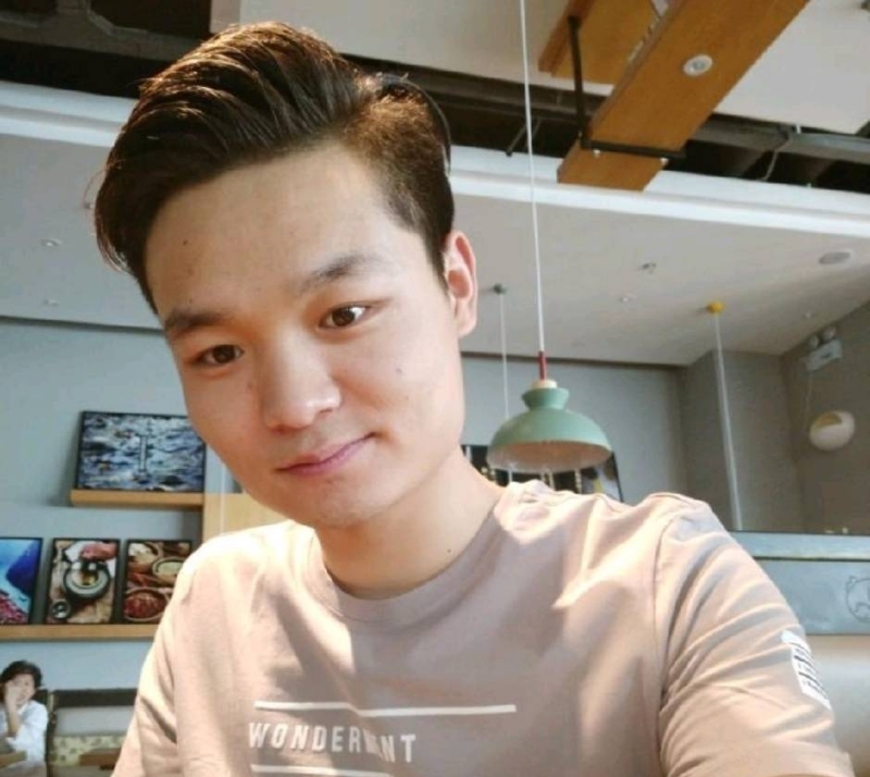 裴海洋的第一张照片--深圳相亲服务中心
