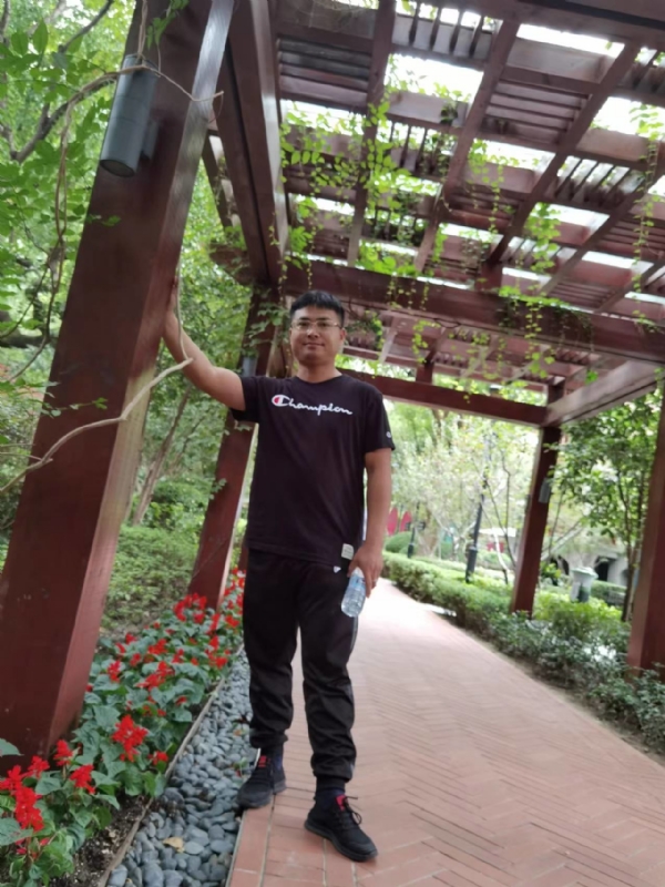 会飞的鱼的第四张照片--深圳相亲服务中心