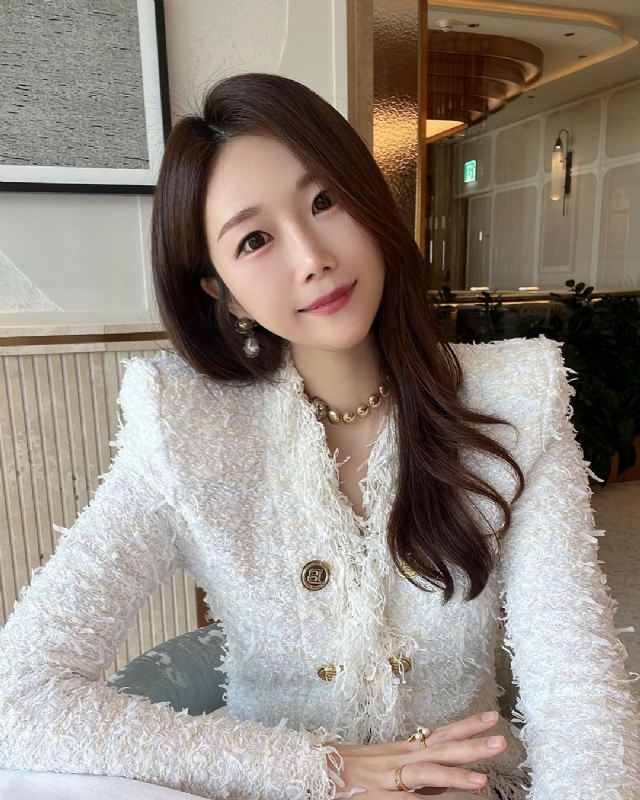 惠然的第一张照片--深圳相亲服务中心