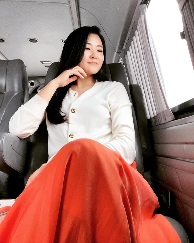深凝久伴的第一张照片--深圳相亲服务中心