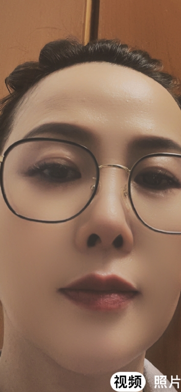 水女人的第一张照片--深圳相亲服务中心