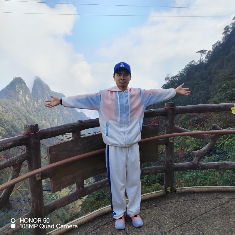 明明的第一张照片--深圳相亲服务中心