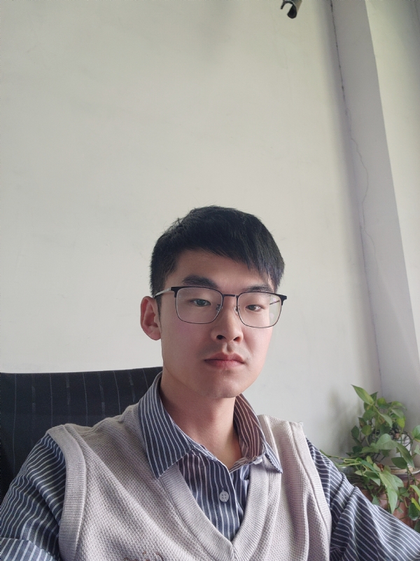 琉璃的第一张照片--深圳相亲服务中心