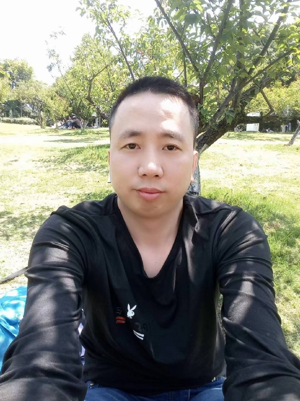 大图图的第一张照片--深圳相亲服务中心