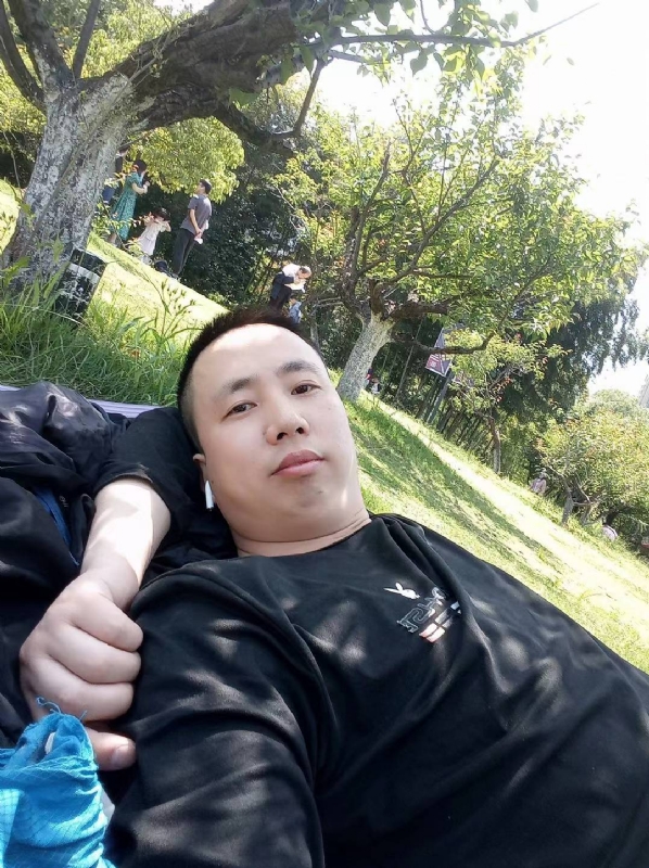 大图图的第二张照片--深圳相亲服务中心
