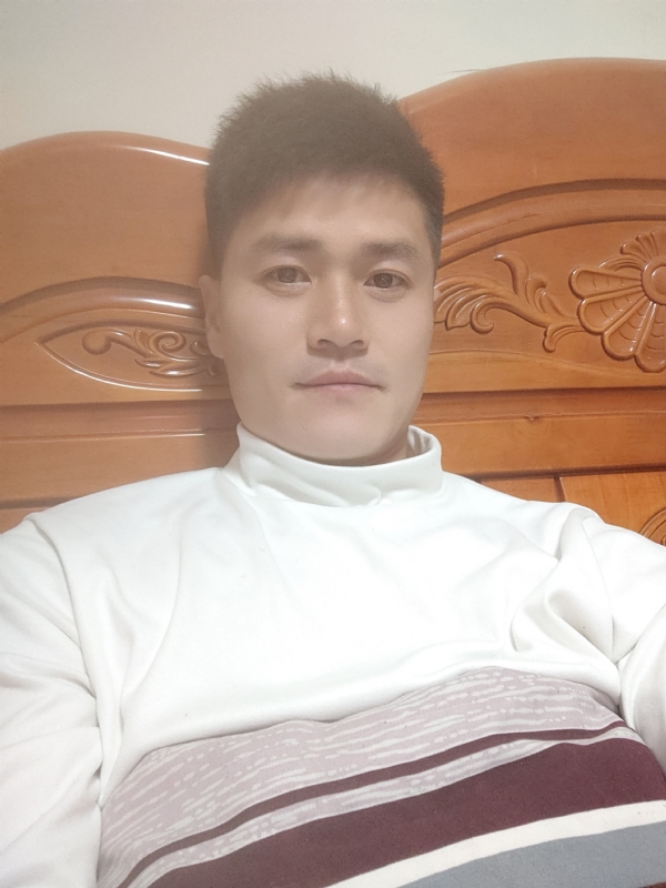 网球罗的第四张照片--深圳相亲服务中心