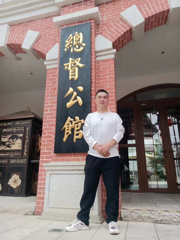 趙不到的第一张照片--深圳相亲服务中心