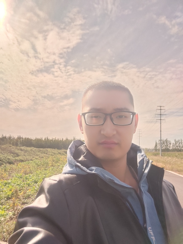 温暖胸膛的第一张照片--深圳相亲服务中心
