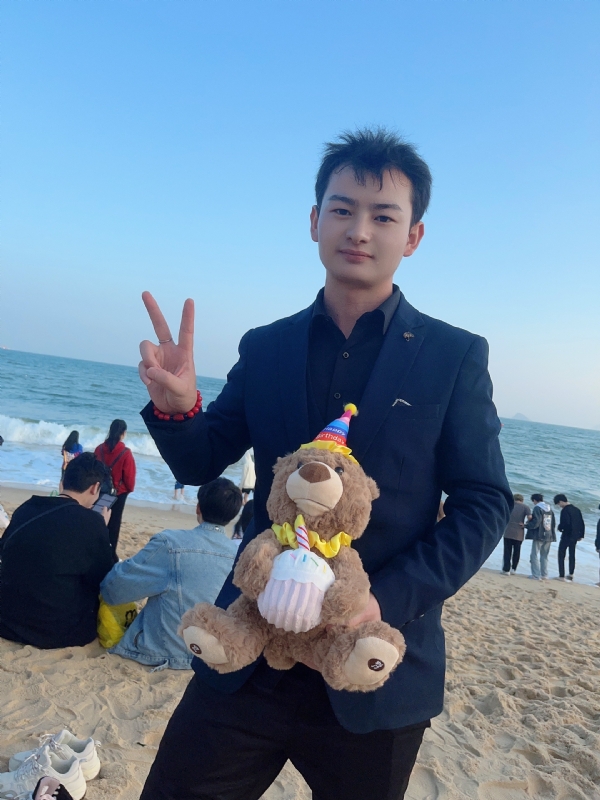 目标结婚的第一张照片--深圳相亲服务中心