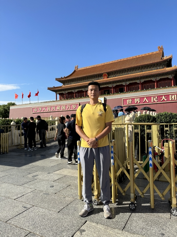 莫过于的第一张照片--深圳相亲服务中心