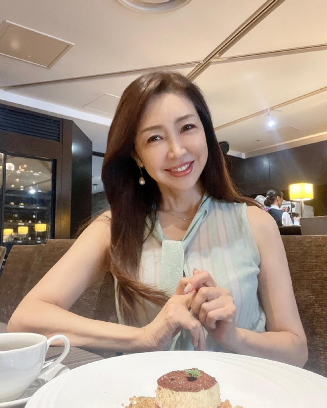 陳蓉秀的第一张照片--深圳相亲服务中心