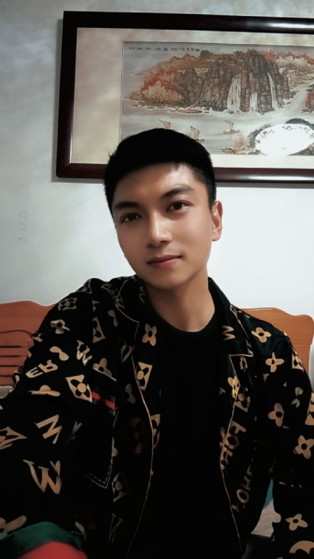正直的火焰的第三张照片--深圳相亲服务中心