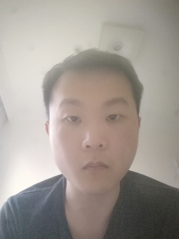 下个瞬间的你的第一张照片--深圳相亲服务中心