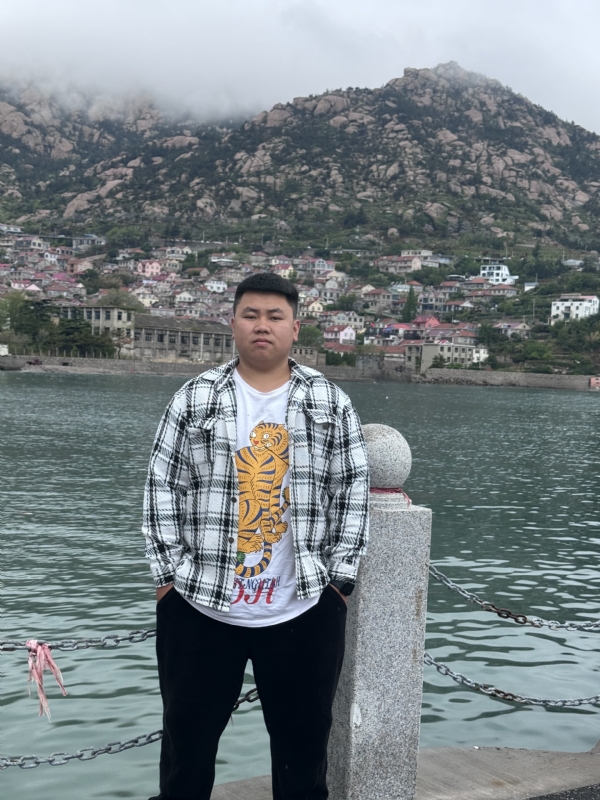 谨慎的第一张照片--深圳相亲服务中心