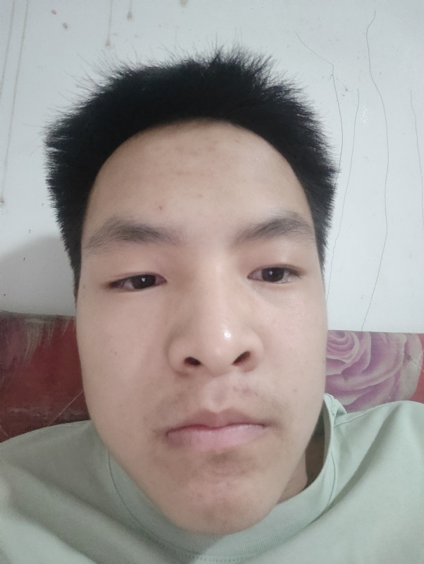 雷门的第一张照片--深圳相亲服务中心