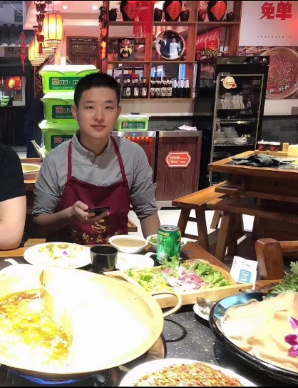 尚龙的第四张照片--深圳相亲服务中心