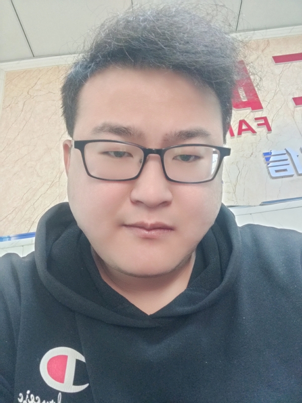 小张的第一张照片--深圳相亲服务中心